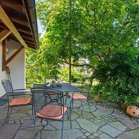 Unterm Nussbaeumle Appartement *